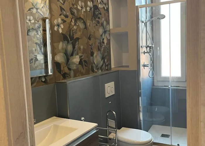 Orizzonte 5 Terre - Via Napoli 85, Stazione - Centro Storico La Spezia